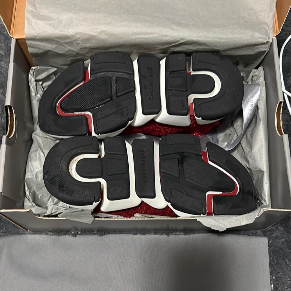 Balenciaga Red Knit Sneakers - Picture 4 of 6